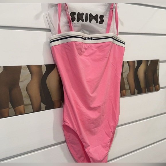 Skims xs pink body suite camisole activewear limited skims sold out women’s new - Picture 11 of 12